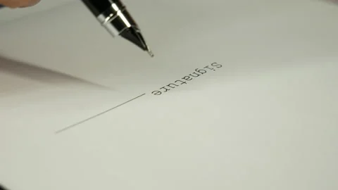 A man signs a document with an ink pen. 스톡 동영상 130567475