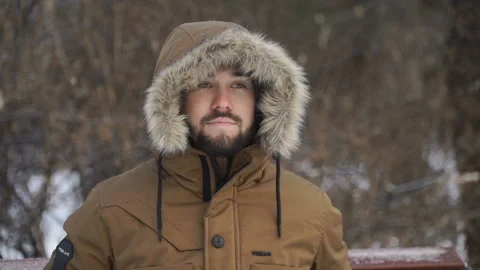 Man is sitting on a bench Video stock 86365204