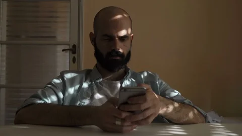 Man with Smartphone Video stock 85604429