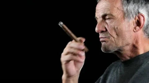 Man smokes Stockbeeldmateriaal 12253217