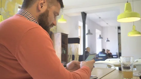 Man sms typing, using app on smartphone, writing, very close profile shot 库存影片 73292203