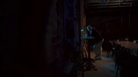 Man Standing at the Bar Alone Vidéo 258330489