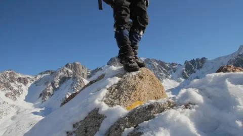 Man standing on top of mountain Stock-Footage 59742182