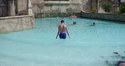 Man Swimming in a Pool Video stock 110216559