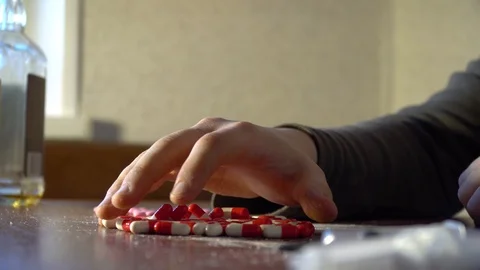 The man takes the tablets off the table 스톡 동영상 86045274