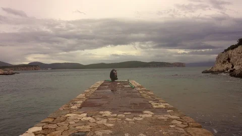 Man taking a photos with dslr camera outdoors, on the beach Video stock 120728649
