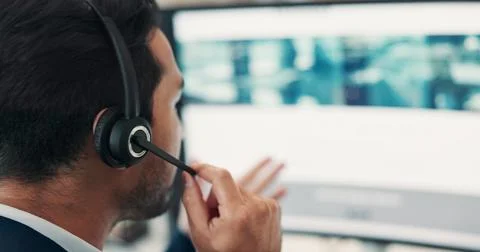 Man, talk and headset with computer screen in call centre for customer serv.. Fotos de archivo