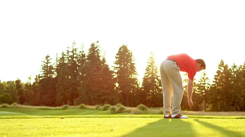 Man tees off Stock Footage 33896411