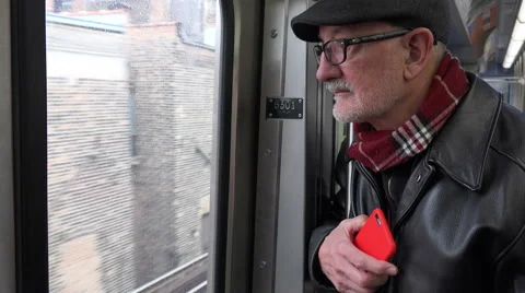 Man texting from the train Video stock 48712944