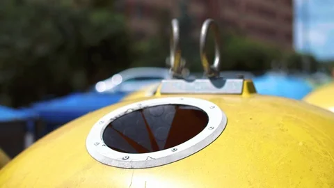 Man throwing away plastic, disposable mug into recycling bin Stock-Footage 112183216
