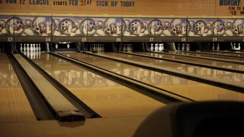 Man Throwing Bowling Ball down Lane Video stock 114016081