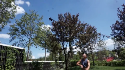 Man throws up his cap and tries to catch her Video stock 102250324