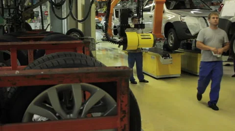 Man tie the wheel Stock Footage 48618771