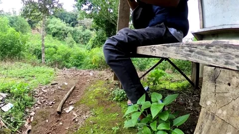 A man took the cellphone camera attached to the stabilizer and put it back Stock-Footage 278961248