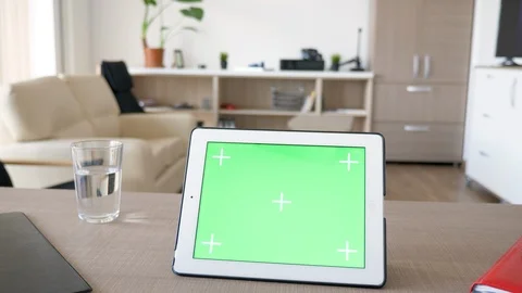 Man touching a digital tablet PC screen with chroma mock up on it Stock-Footage 95680164