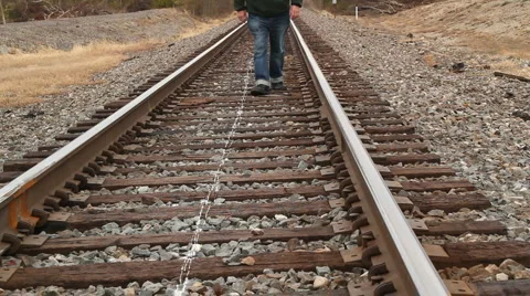 Man on Train tracks 動画素材 932286