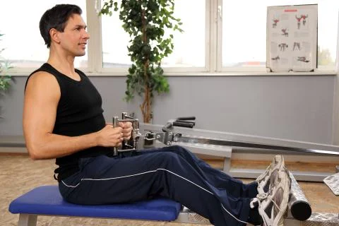 Man training in a gym Foto stock