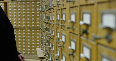 Man turning combination lock Stock Footage 86512622