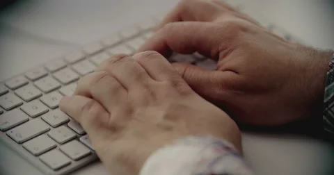 Man Typing on Computer Keyboard 動画素材 51335541