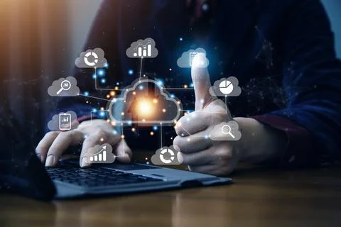 Man use Laptop with cloud computing diagram show on hand. Cloud technology... Stockfoto's