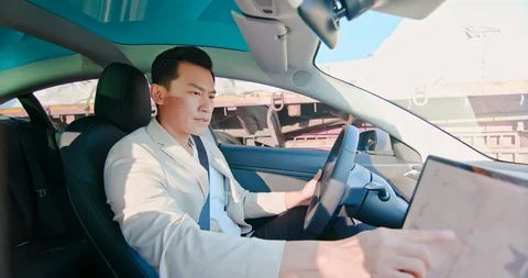 Man use satellite navigation Stock Footage 125814135