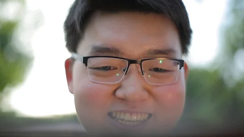 Man use of tablet computer Video stock 90281450