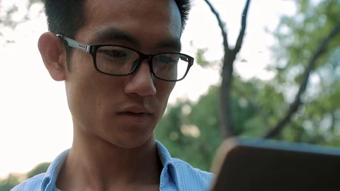 Man use of tablet computer Stock Footage 90296080