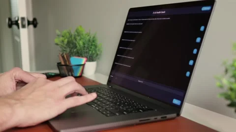 Man Uses Artificial Intelligence Health Coach Bot Video stock 321091244