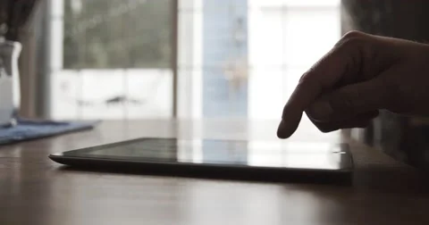 Man uses computer tablet 4K 스톡 동영상 46021650