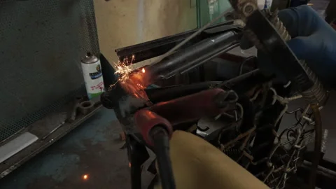 Man uses welding machine to make a repair Video stock 133455320