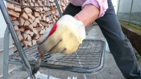 Man using brush to paint an object 動画素材 134592832