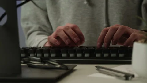 Man using computer in office. Businessman texting on keyboard, copywriter 库存影片 204926445