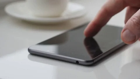 Man using digital tablet Stock-Footage 74476051