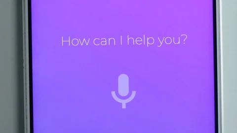 Man using intelligent personal assistant on smartphone. Voice assistant concept. Vidéo 98631729