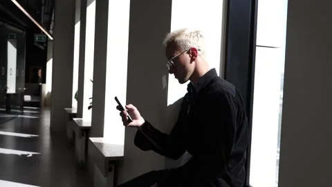 Man Using Mobile Phone, Browsing Through Internet, Social Networks / Media. 180 Video stock 135340506