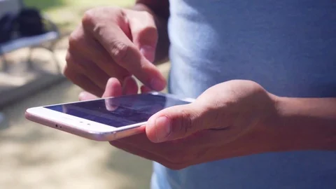 Man using at mobile phone Stock-Footage 81898407