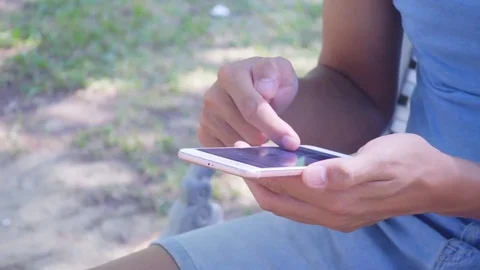 Man using at mobile phone Video stock 81901508