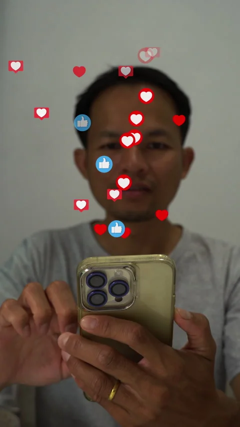 A man using smart phone for like and love on social media. technology in hand. Stock Footage 316398849