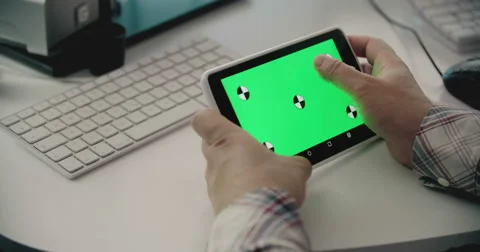 Man Using Tablet 動画素材 51345156