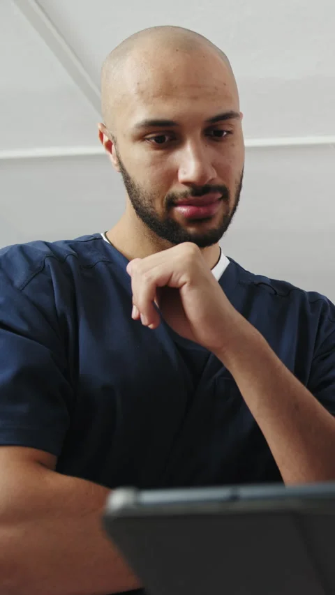 Man Using Tablet in Vertical Video Stock Footage 316213902