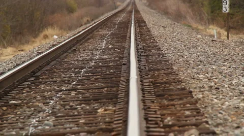 Man walking away 動画素材 932274