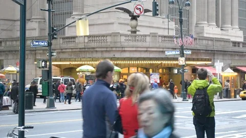 Man walking down street in nyc at grand central station Stock Footage 85966280