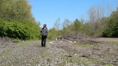 Man walking 動画素材 10874336