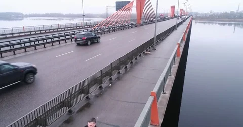 Man walking over the bridge in deep fog. 動画素材 84046889