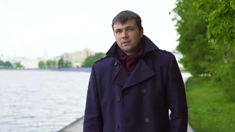 A man is walking in the park. Video stock 91117214