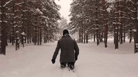 Man Walking Through Deep Snow in Winter Forest Alone, Survival Cold Trek Trails 스톡 동영상 330241528