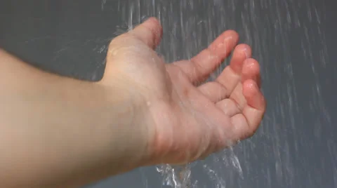 Man washing hand Video stock 30421004