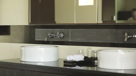 Man washing hands Stock Footage 1009094