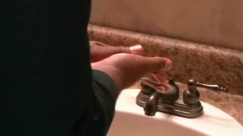 Man Washing Hands Video stock 21266311