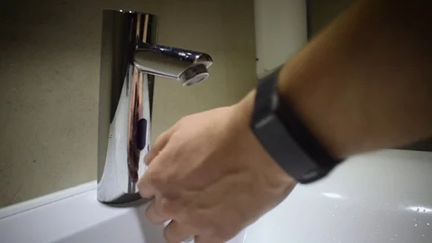 Man washing hands Stock Footage 71042197